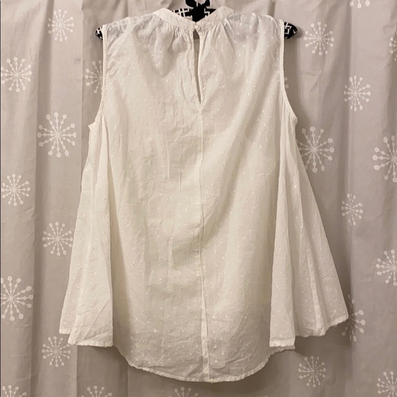 NWOT JACHS Girlfriend sleeves top - Picture 3 of 7